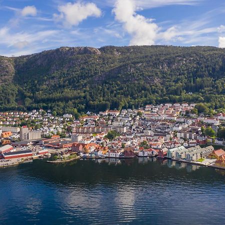 Central Seafront Apartments With Parking And Self Check-In! Bergen Bagian luar foto